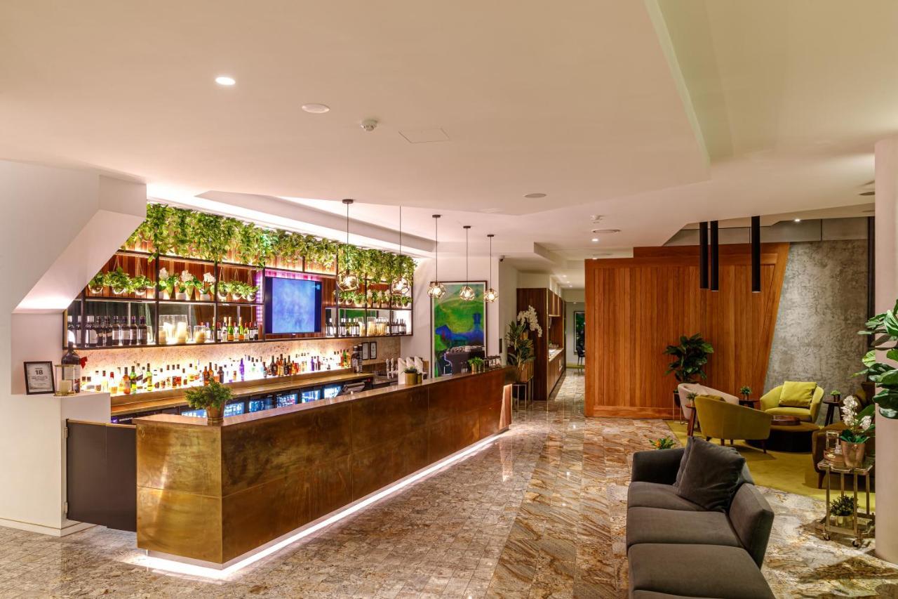 Eatons Hill Hotel Brisbane Exterior foto